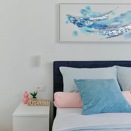 Apartment Aura Пореч Екстериор снимка
