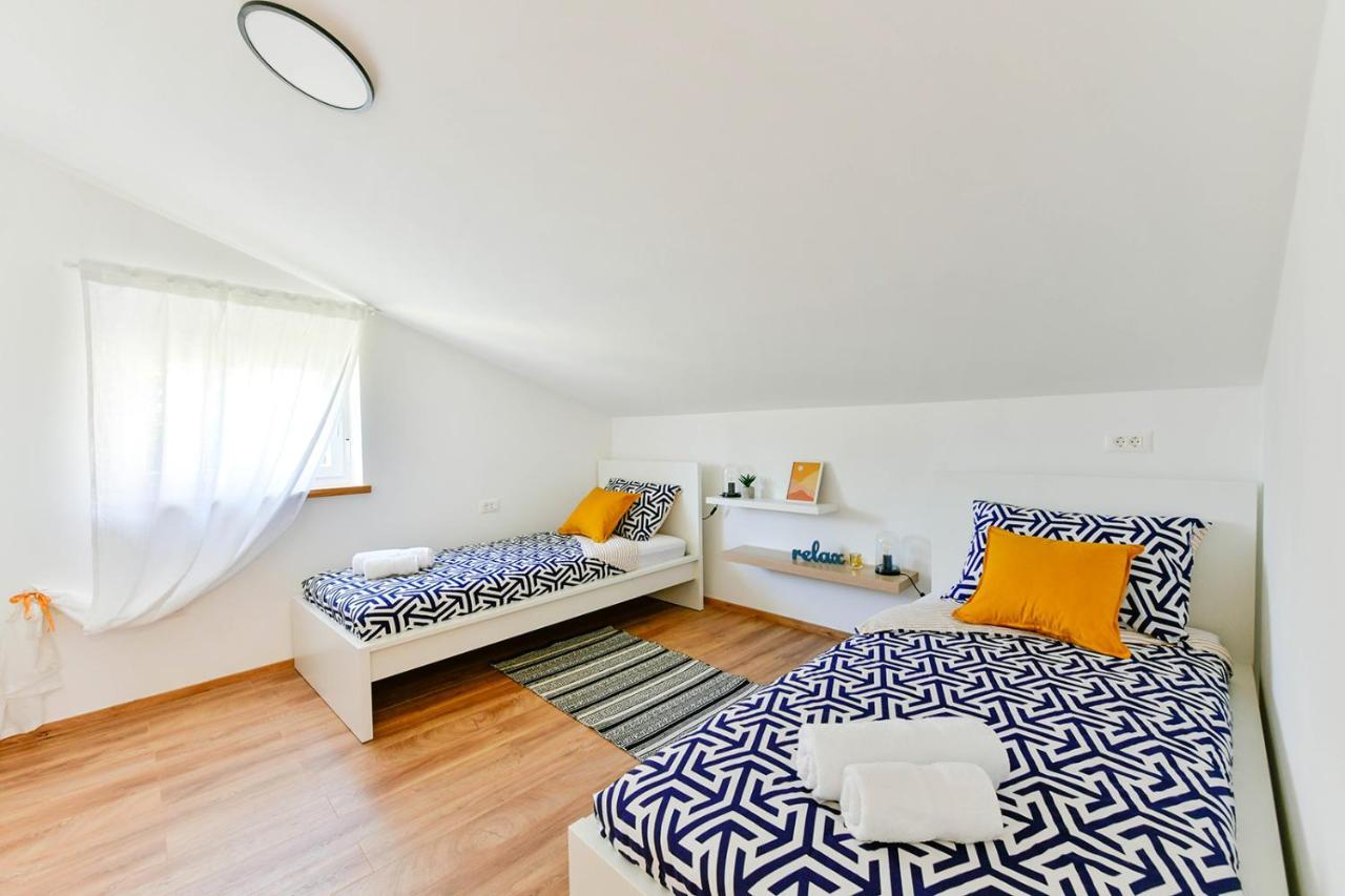 Apartment Aura Пореч Екстериор снимка